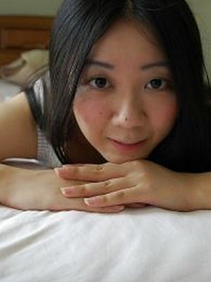 Смешливая скромница Jun Matsubara  и ее черная пися